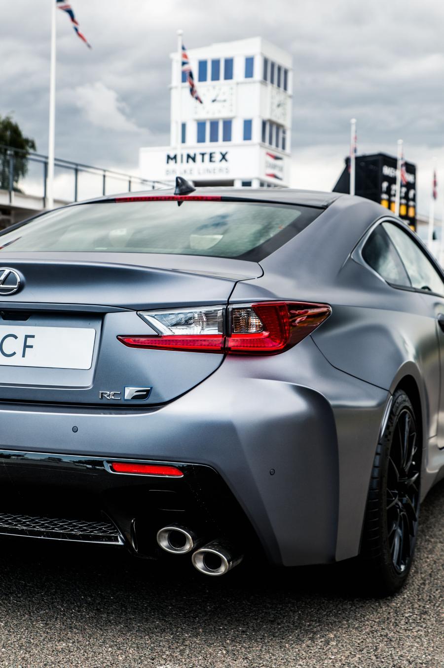 Детали экстерьера Lexus RC F 10th Anniversary Limited 2018 года  (UK) (фото 25 из 34)